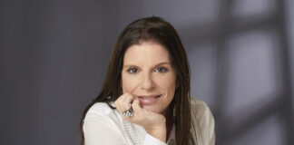 Lorena Pronsky: “Hoy se sufre por cosas nuevas, pero el vacío sigue siendo el mismo”