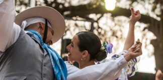 El mundo se prepara para bailar en Santiago: Llega el Festival Internacional Ashpa Súmaj