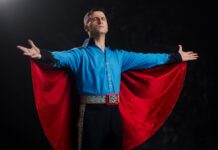 El incomparable Oficial Gordillo: 20 años + 1 de humor, anécdotas y una vida convertida en chiste