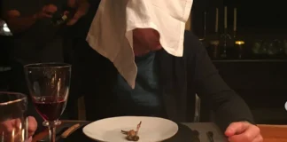 Lino en la cabeza y a ciegas para ocultarse de Dios